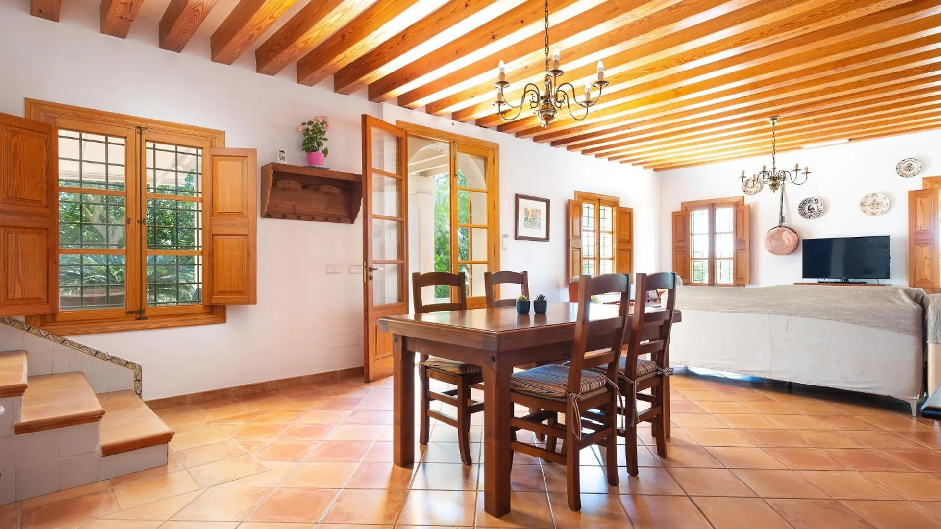 Can Pintat Cala Anguila Villa